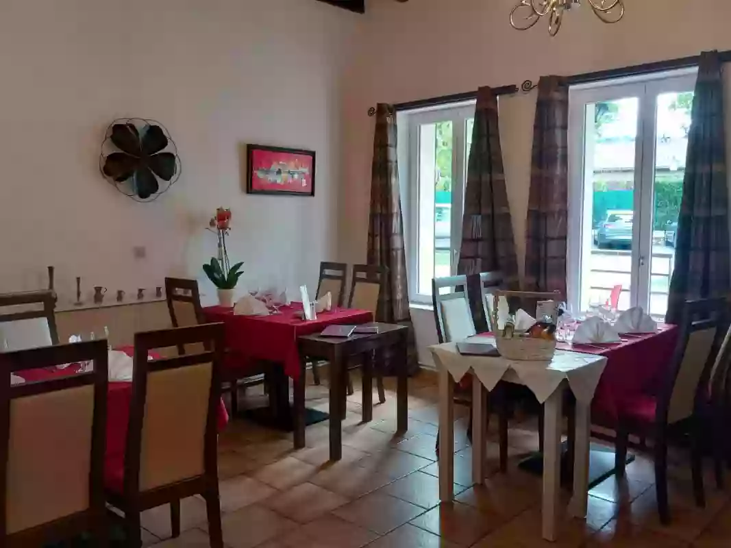 Le restaurant - Auberge Dauphinoise - Bonnefamille - auberge bonnefamille - Restaurant Villefontaine - Resto Bonnefamille