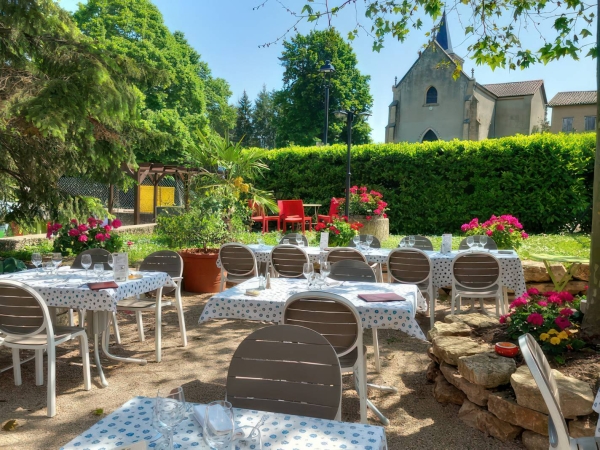 Le restaurant - Auberge Dauphinoise - Bonnefamille - auberge bonnefamille - Restaurant Villefontaine - Restaurant Bonnefamille 38